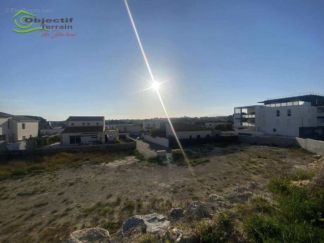 Terrain à BEZIERS