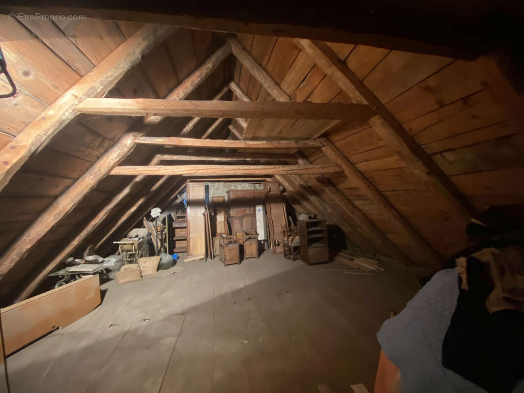 Maison à SAINT-DONAT