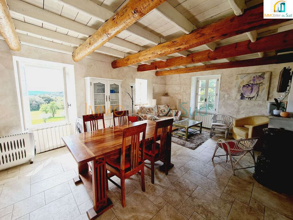 Maison à ROUSSON