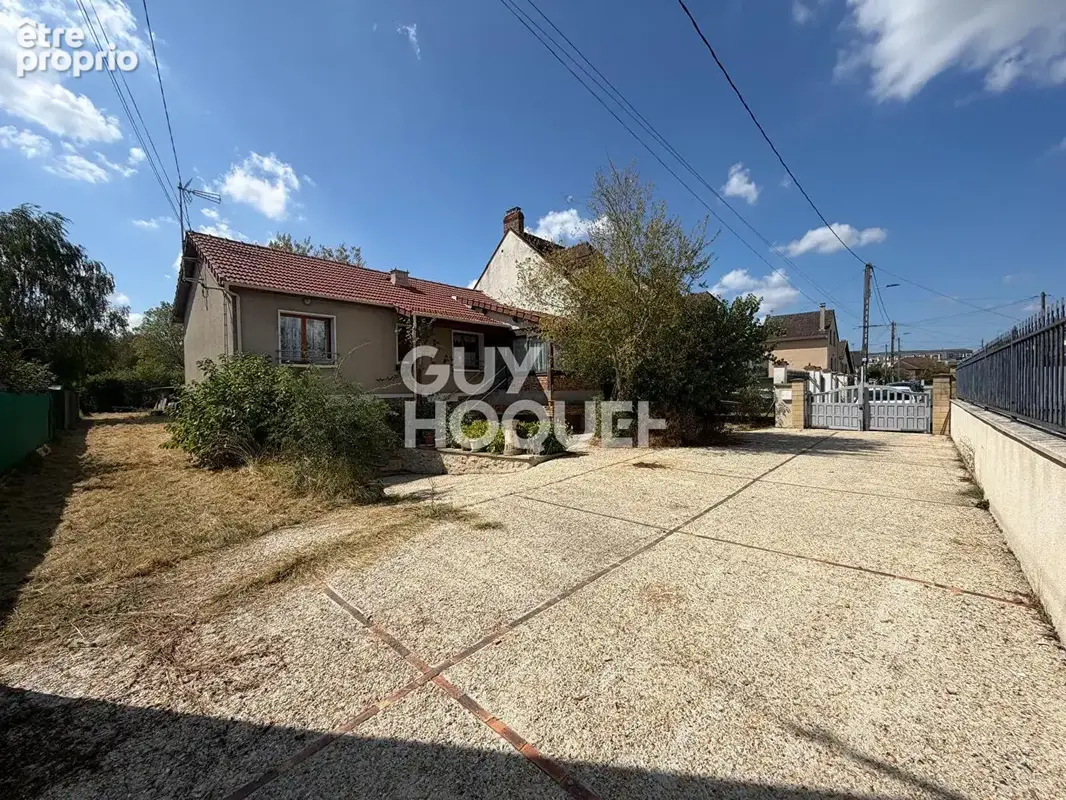 GRETZ ARMAINVILLIERS. Maison individuelle avec grand terrain. - photo 4