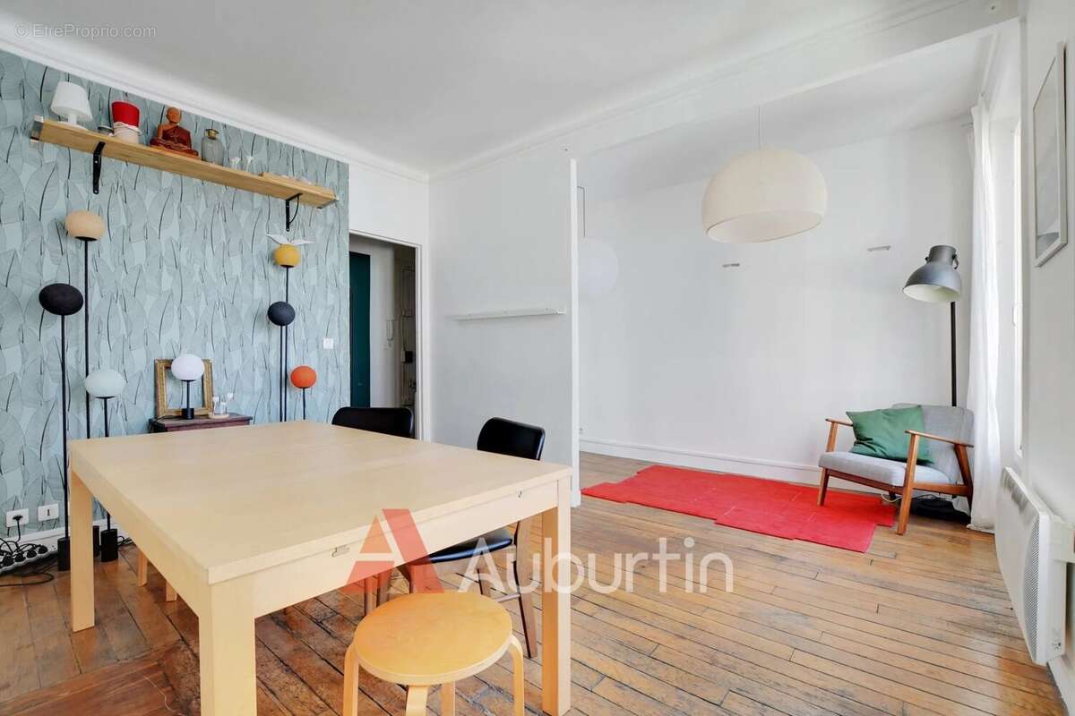Appartement à PARIS-18E