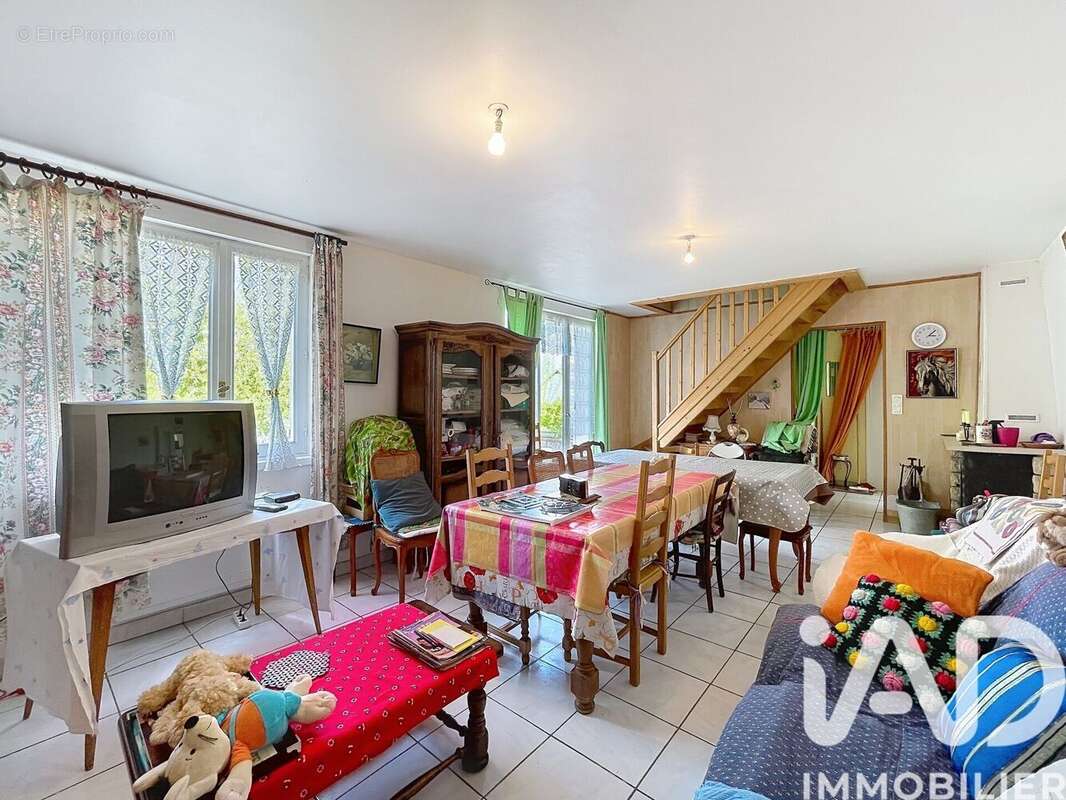 Photo 4 - Maison à DAMPIERRE-EN-BURLY