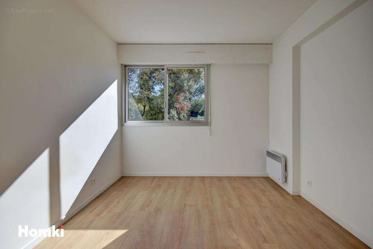 Appartement à MARSEILLE-9E