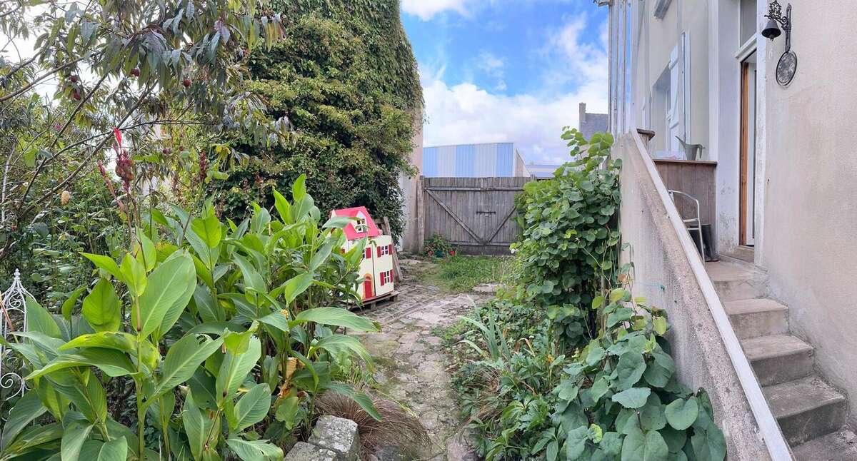 Photo 9 - Maison à LANDIVISIAU