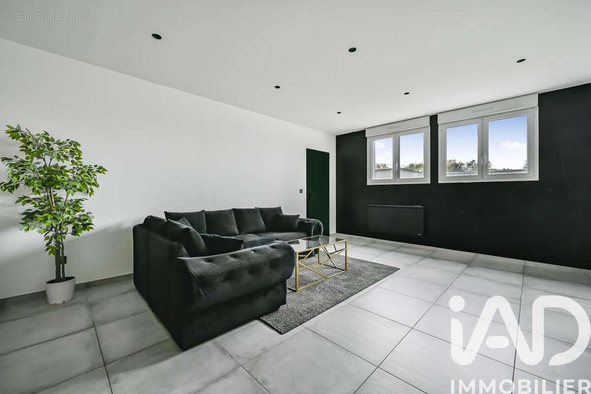 Photo 5 - Appartement à LIVRY-GARGAN