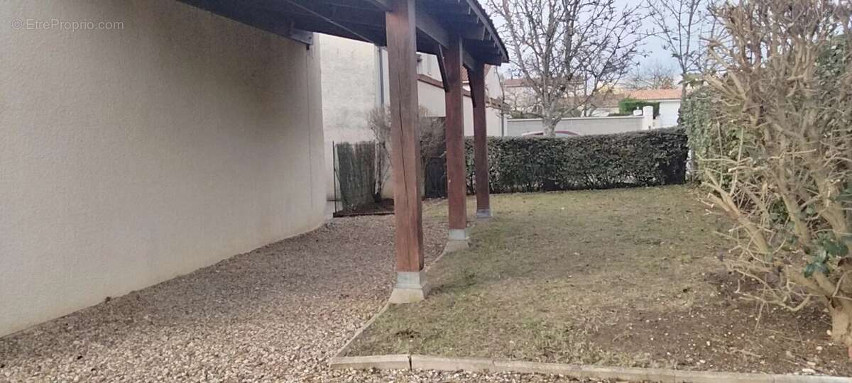 Maison à CHASSENEUIL-DU-POITOU