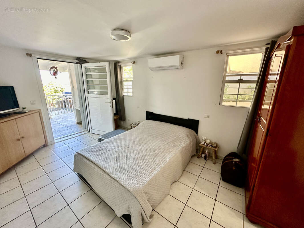 Maison à CAPESTERRE-BELLE-EAU