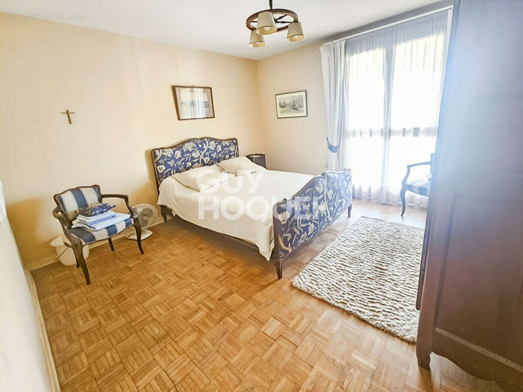 Maison à FONTENAY-TRESIGNY