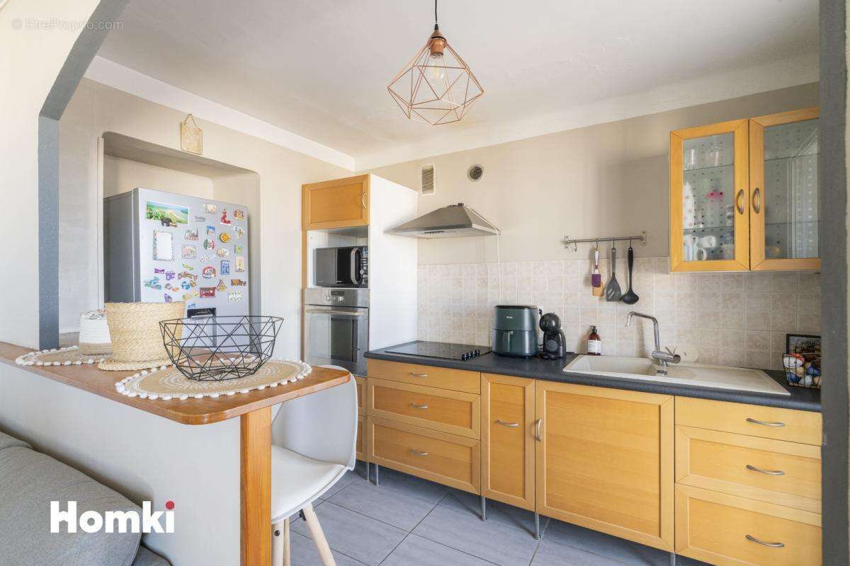 Appartement à MARSEILLE-9E
