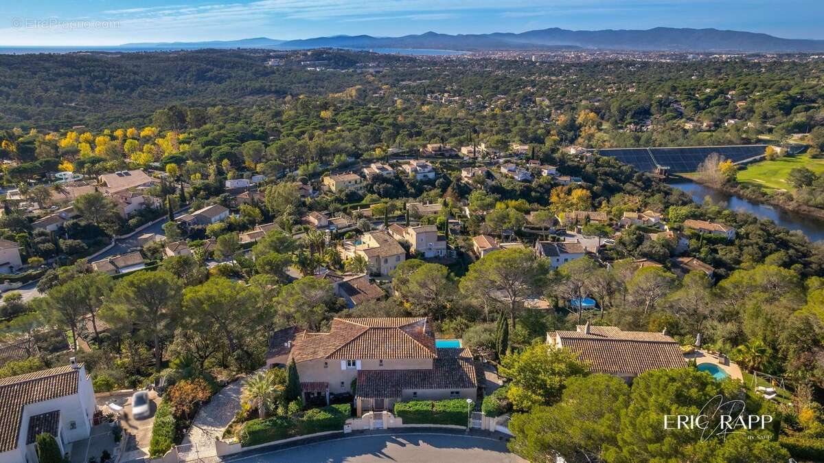 Photo 4 - Maison à SAINT-RAPHAEL