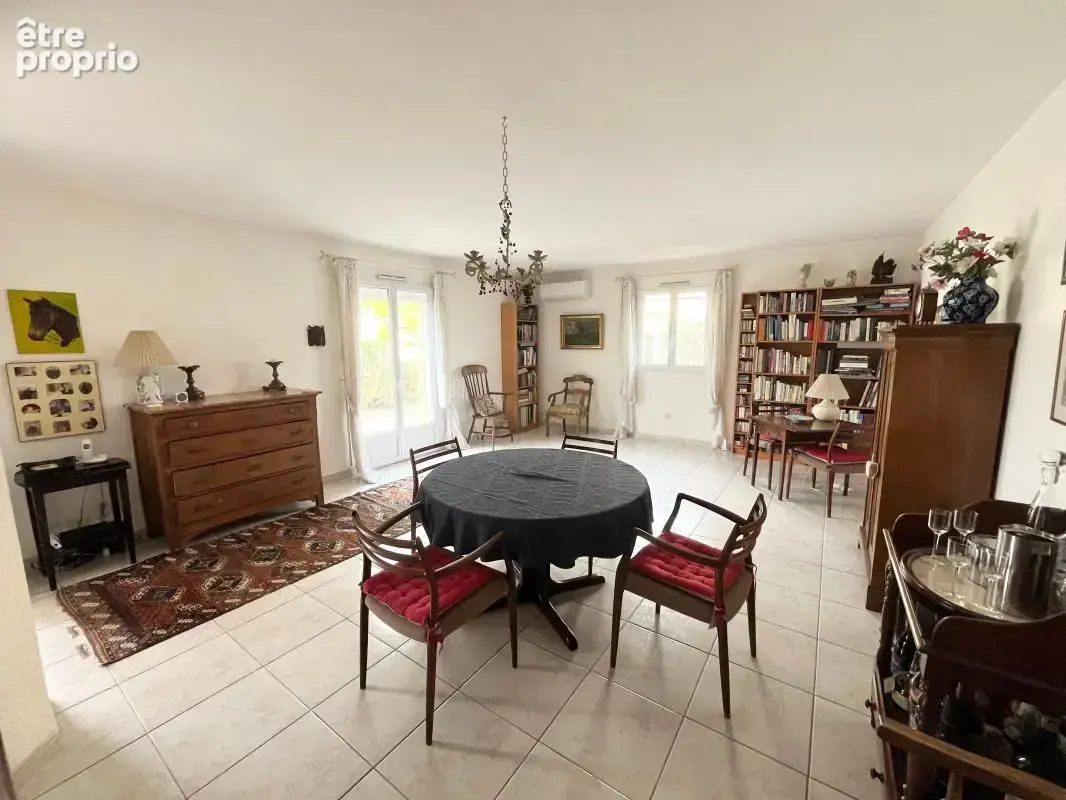 Villa plain-pied 4 pièces avec terrasse, jardin et garage - photo 8