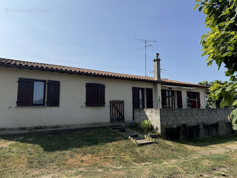 Maison à SAINT-MARTIN-D'ARY