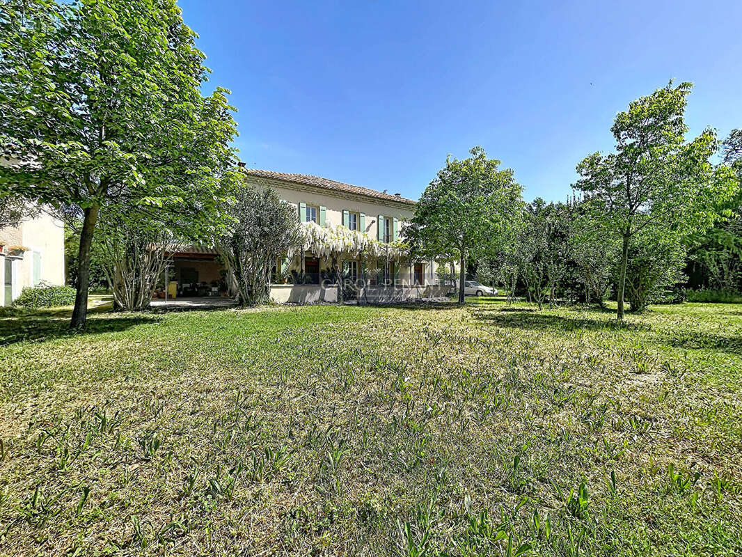 Maison à LE PONTET