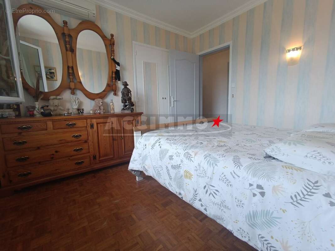 Maison à LABRUGUIERE