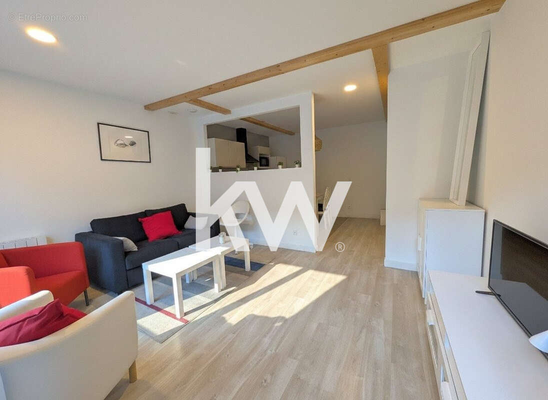 Appartement à SAINT-ETIENNE