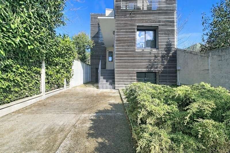 Maison à COLOMBES