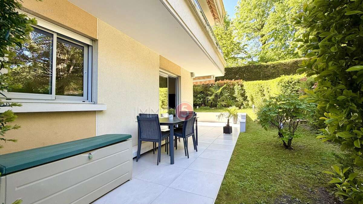 Appartement à LE RAINCY