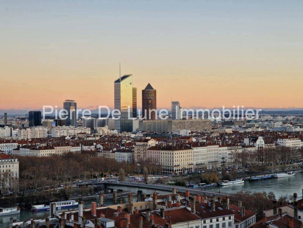 Appartement à LYON-1E