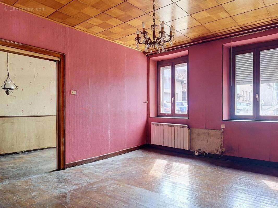 Maison 131 m² à Russ  - photo 2