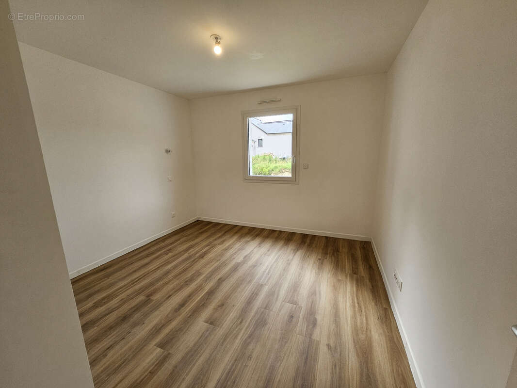 Maison à LOCMINE