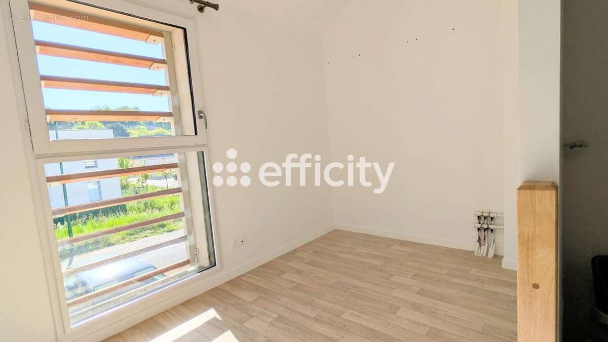 Maison 73 m² à Vernou-Sur-Brenne  - photo 4