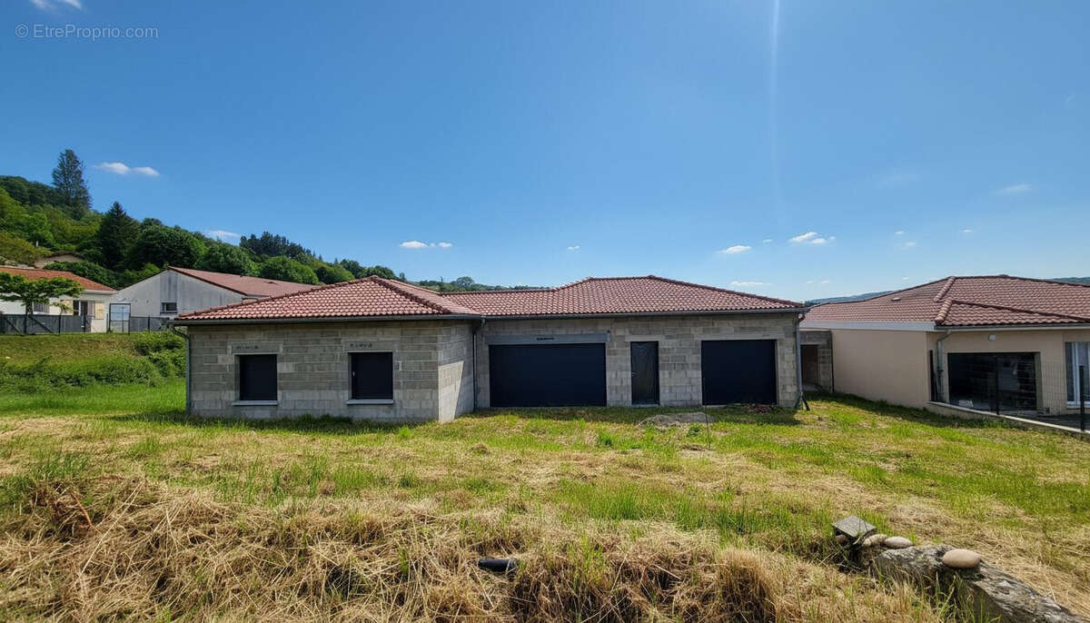 Maison à HAUTERIVES