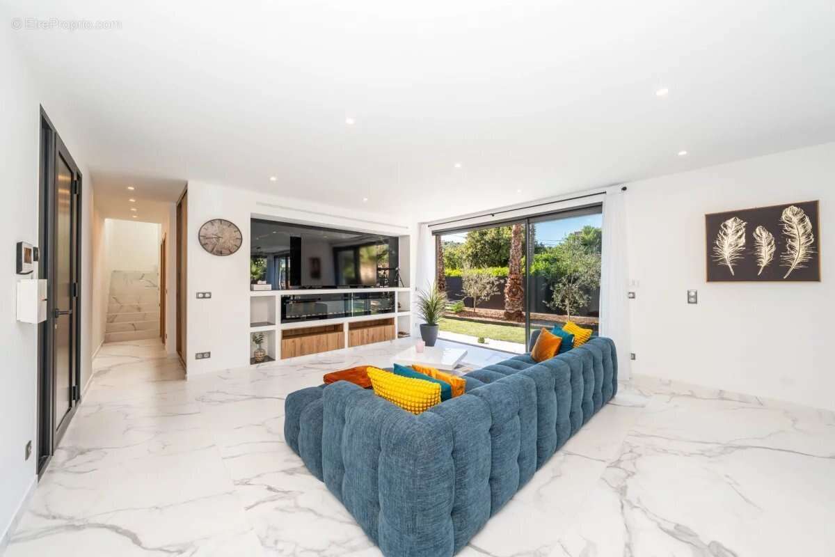 Maison à MOUGINS