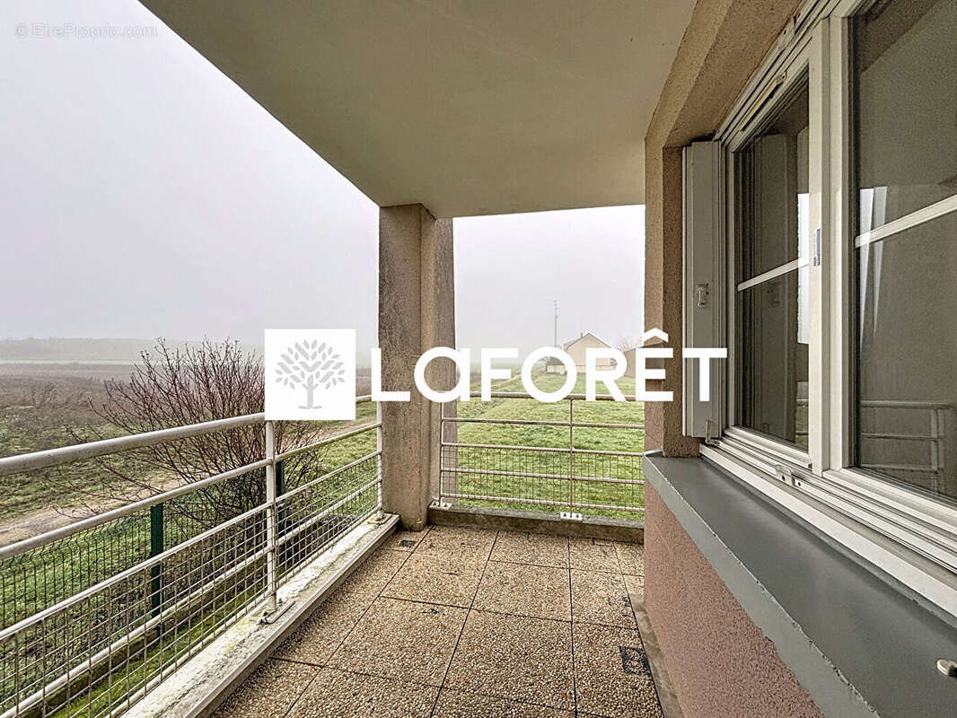 Appartement à MOISSY-CRAMAYEL