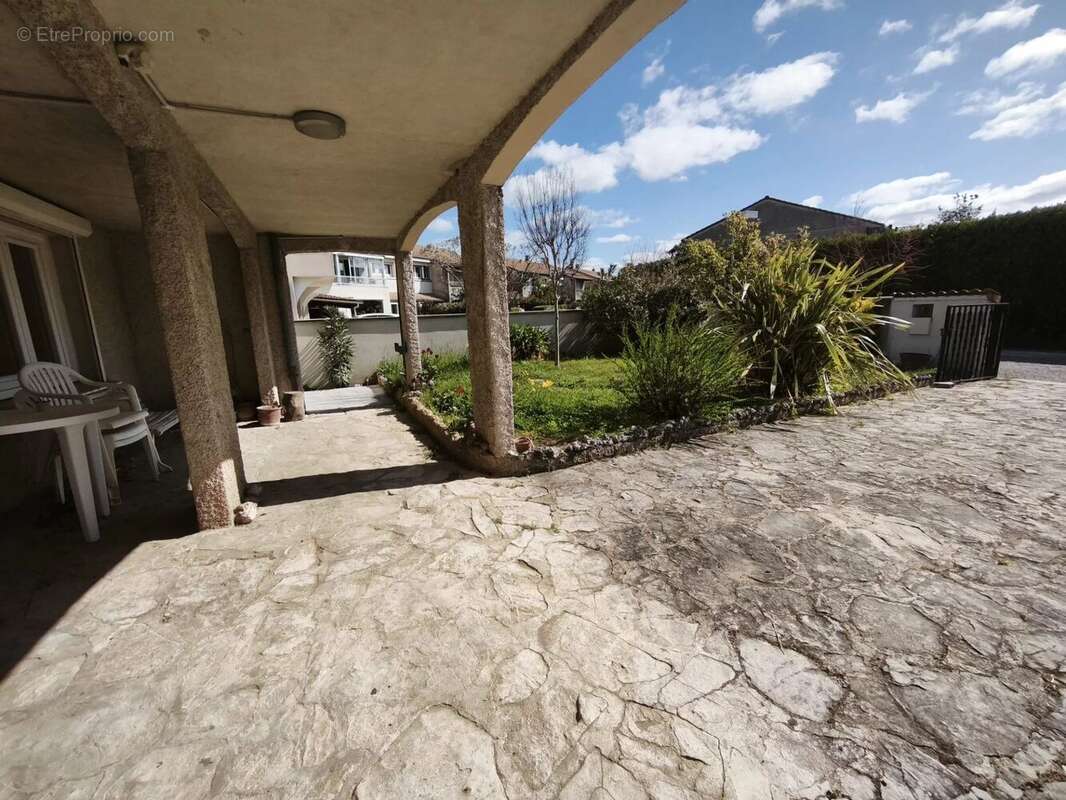 Maison à SAINT-MARCEL-LES-VALENCE