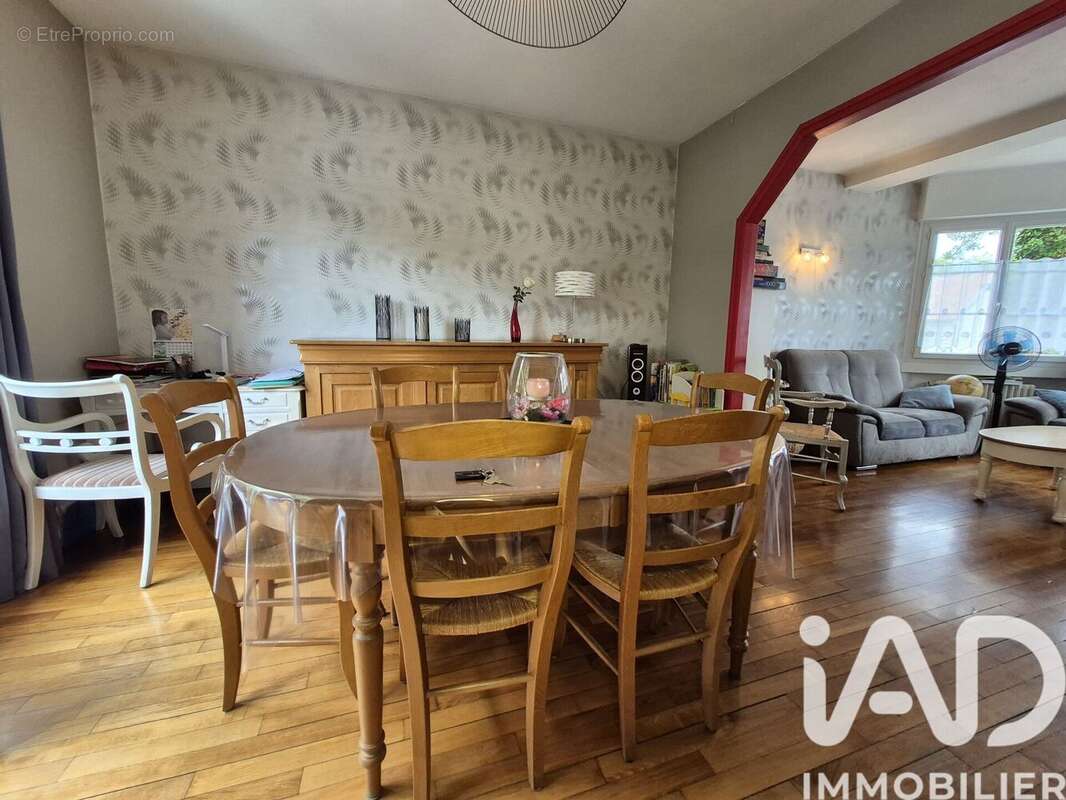Photo 4 - Maison à BOVES