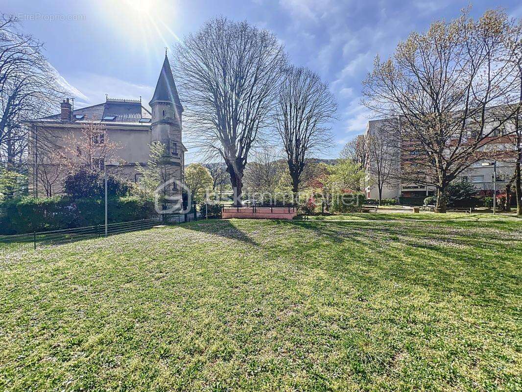 Appartement à ECHIROLLES