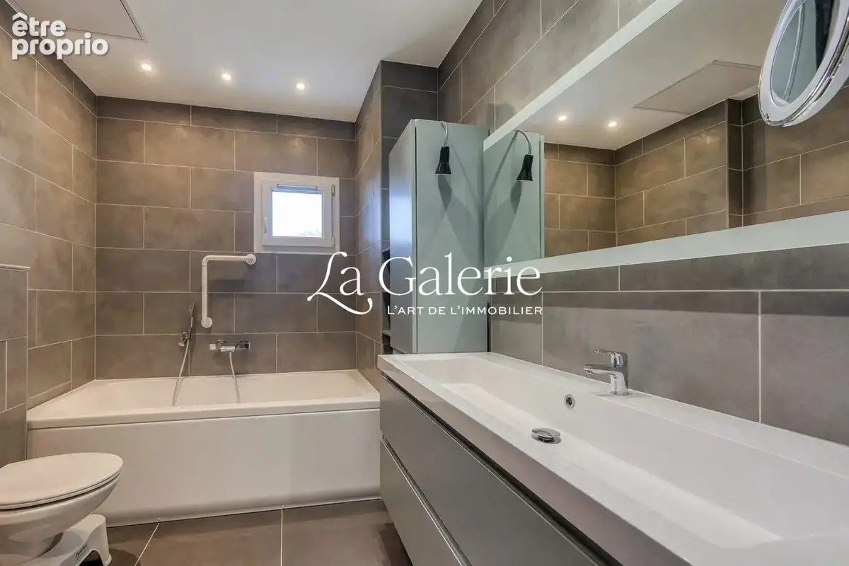 Maison 7 pièces 250 m² à vendre à Le Pradet (83220) - photo 8