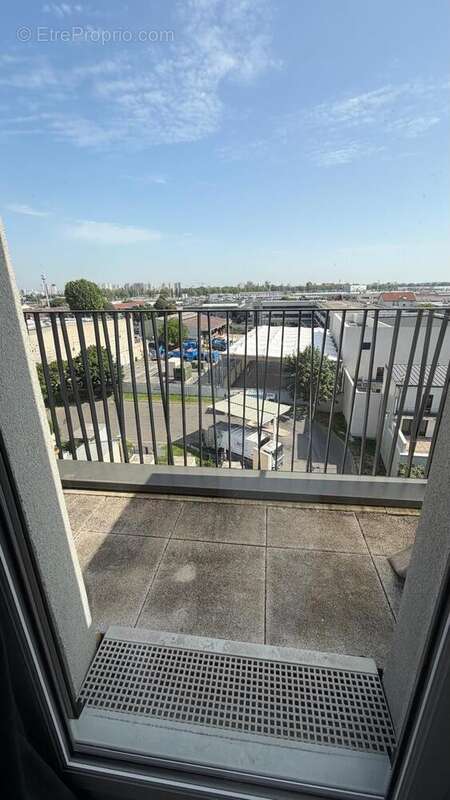 Appartement 41 m² à Noisy-Le-Sec  - photo 4