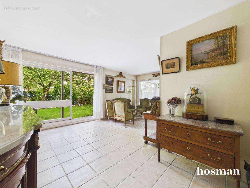 Appartement à LE CHESNAY