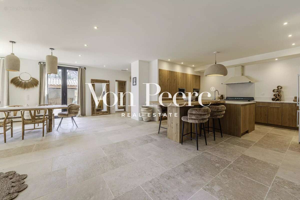 Maison à SAINT-REMY-DE-PROVENCE