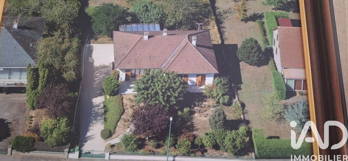 Photo 2 - Maison à LANUEJOULS