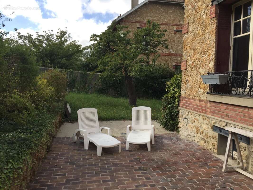 Maison à EPONE