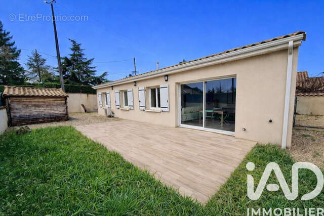 Maison 95 m² à La Rochette  - photo 3