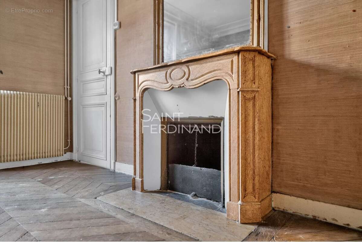 Appartement à PARIS-4E