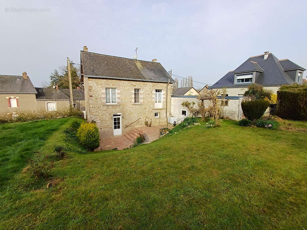Maison à LE BOURGNEUF-LA-FORET