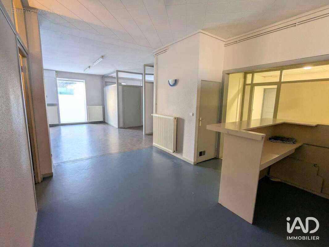 Photo 6 - Commerce à SAINT-ETIENNE