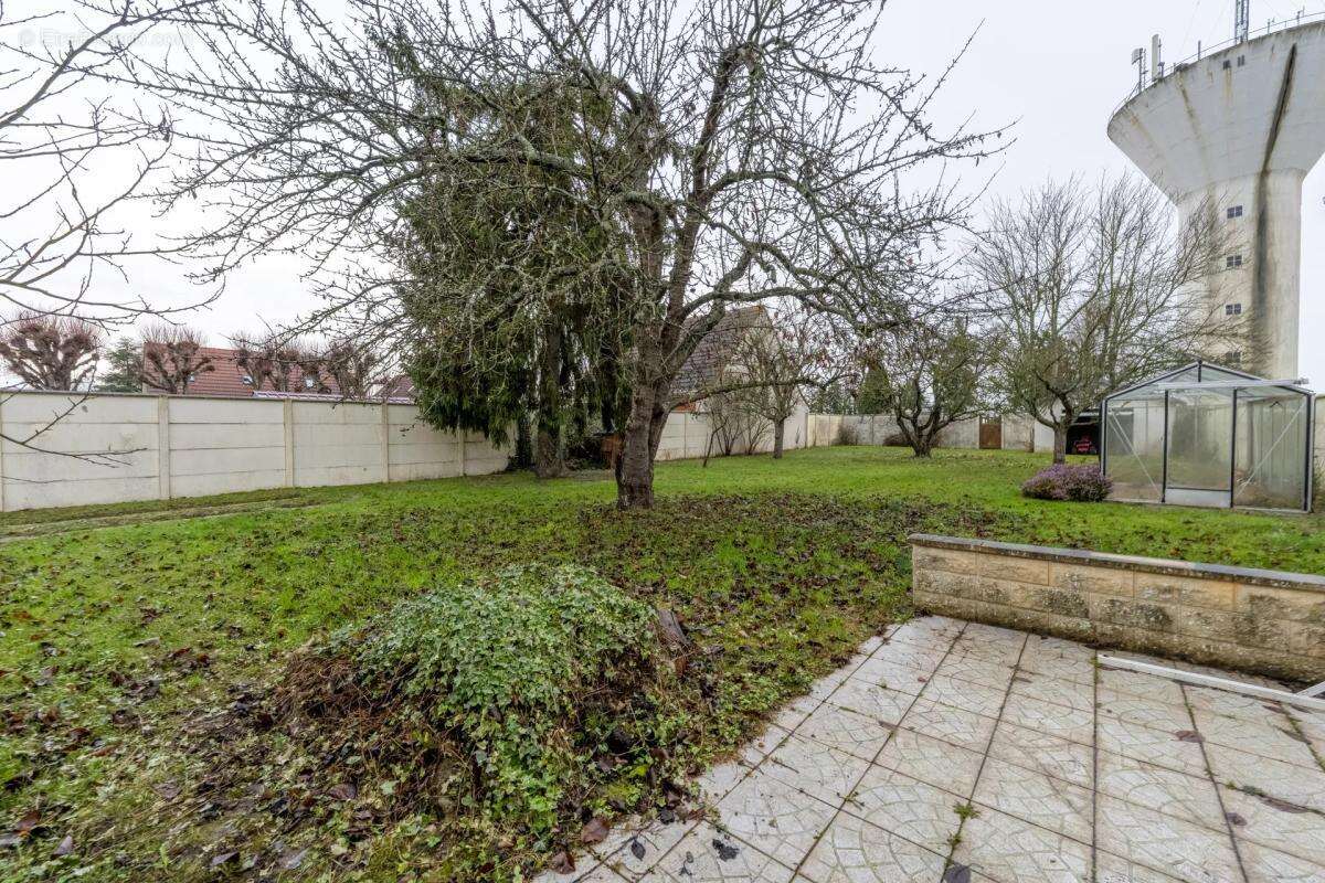 Maison à LA COUTURE-BOUSSEY