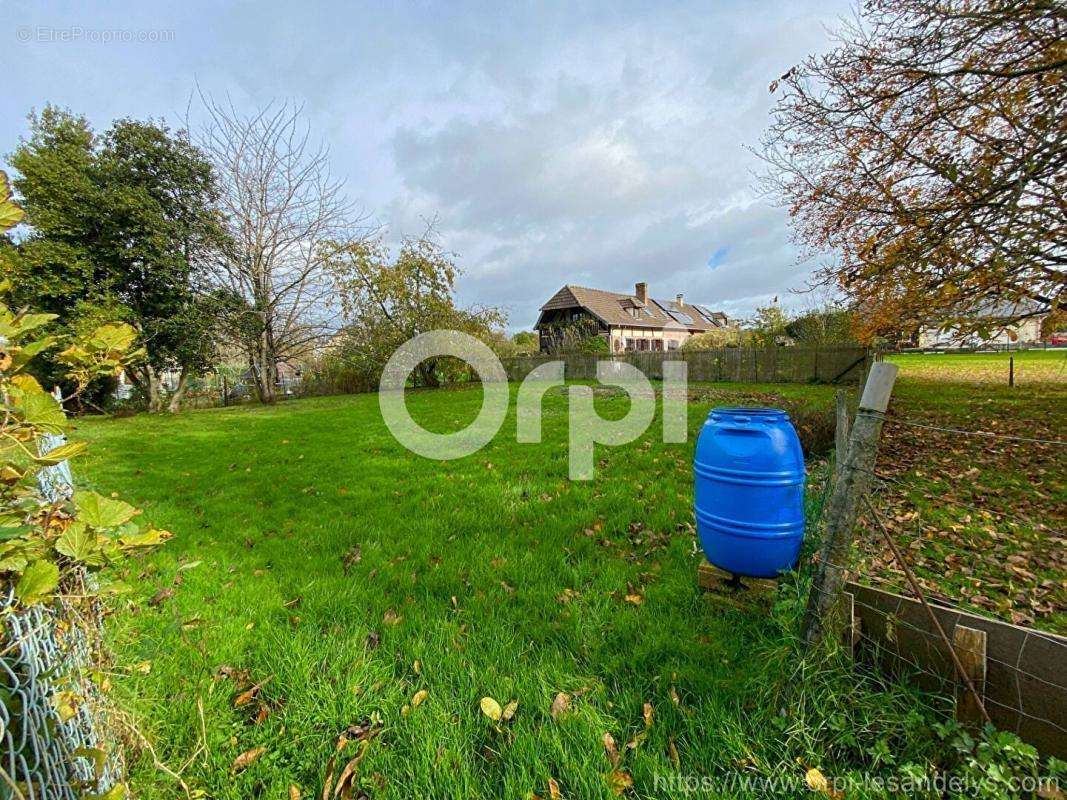 Terrain à BACQUEVILLE
