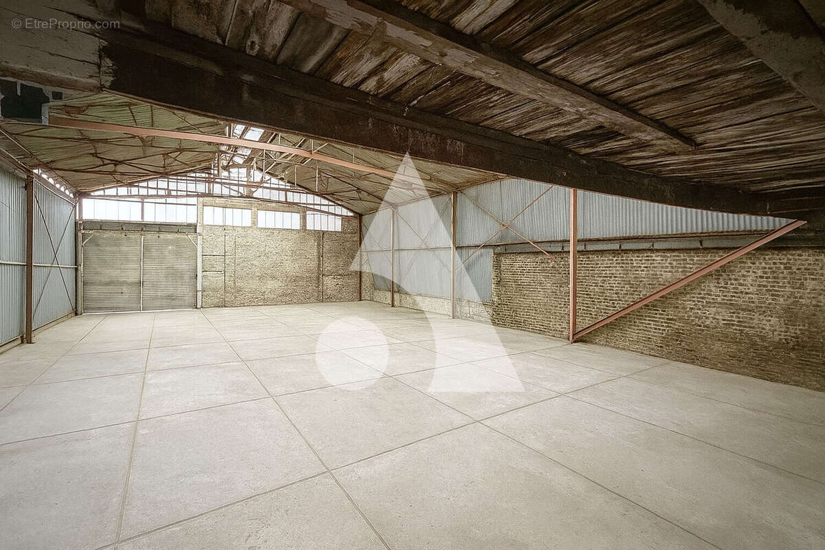 Commerce à FRESNES-SUR-ESCAUT