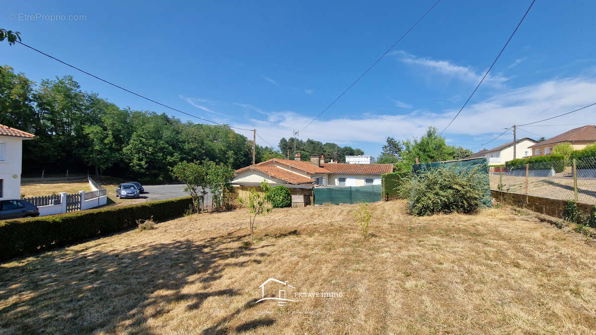 Maison de plain-pied avec garage et terrain - Proche toutes commodités - photo 10