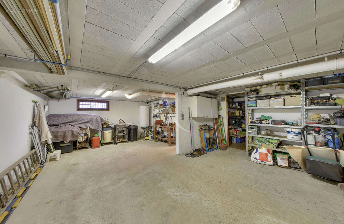 Maison à OZOIR-LA-FERRIERE