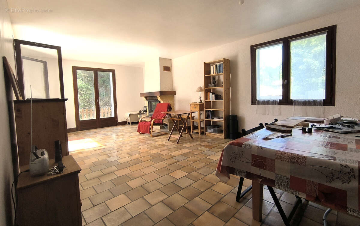 Maison à CHANCELADE
