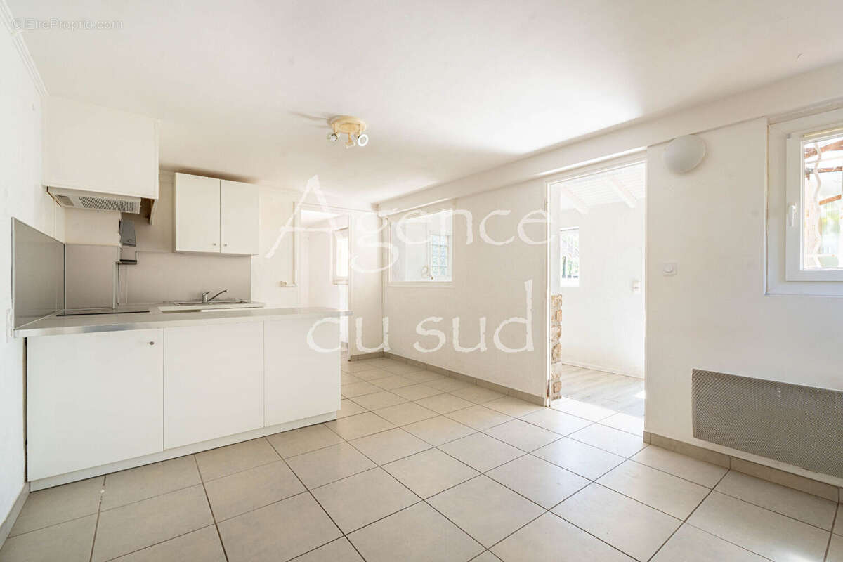 Appartement à CADOLIVE