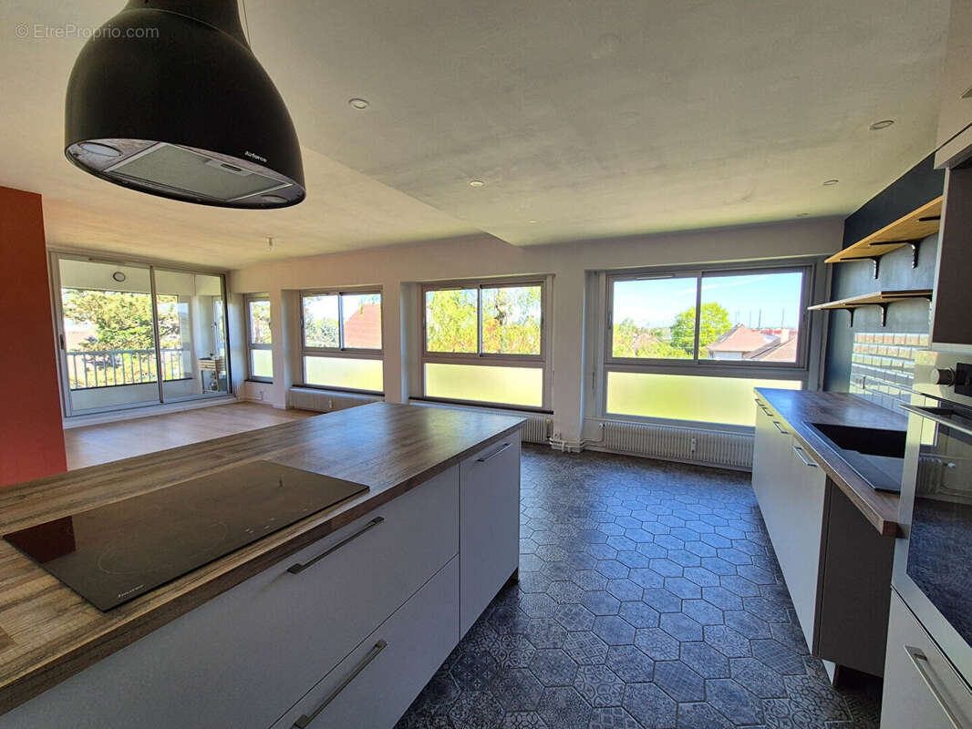 Appartement à BOURG-EN-BRESSE