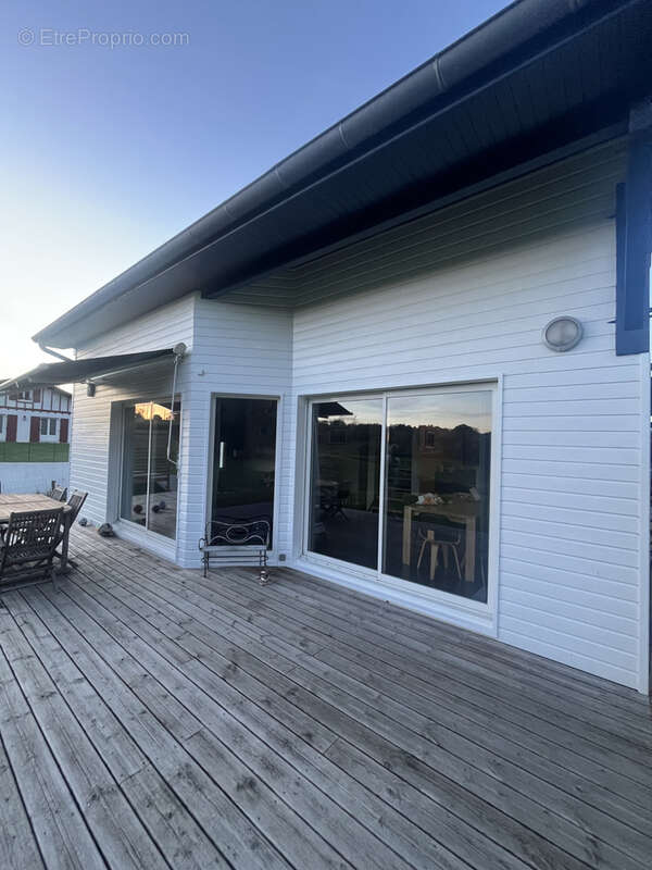 Elégante maison à ossature bois avec vue dégagée - photo 2